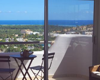 Amazing Ocean View! Walking to the beach and downtown! - San José del Cabo - Balcony