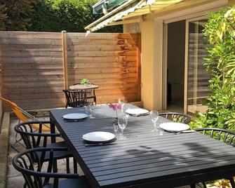 Notting Hill duplex au calme 5 min du lac - Annecy - Patio