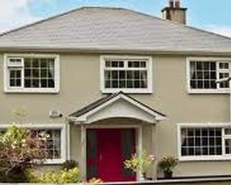 Noraville House - Killarney - Building