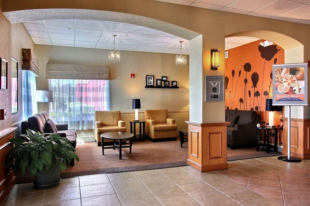 Sleep Inn & Suites Ocala - Belleview thumbnail 3