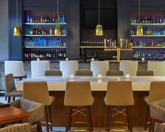 Sheraton Portland Airport Hotel - Portland - Bar