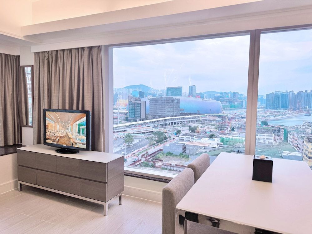 Harbour Plaza 8 Degrees thumbnail 2