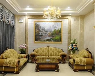 Greentree Inn Meizhou Meijiang District Wanda Plaza Hotel - Meizhou - Lobby
