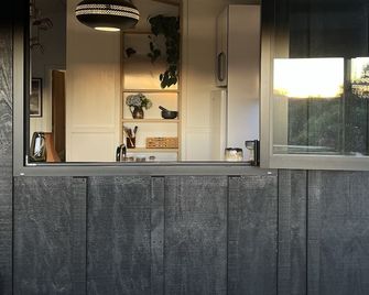 The secret is out - Iveagh Bay is the place to be! - Moana - Recepción