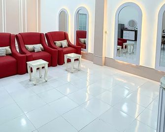 Home Suite Home Singkawang - Singkawang