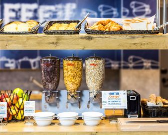 ibis budget Laval - Laval - Buffet
