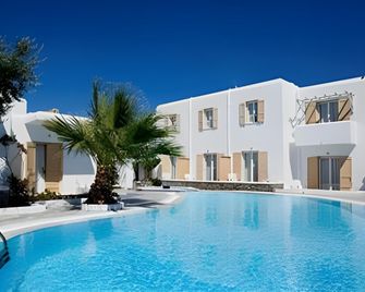 Vanilla Hotel - Ornos - Pool