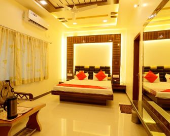 Hotel Bharat Niwas - Bikaner - Schlafzimmer