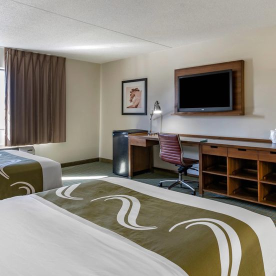 Quality Inn Lexington -Horse Park image 1
