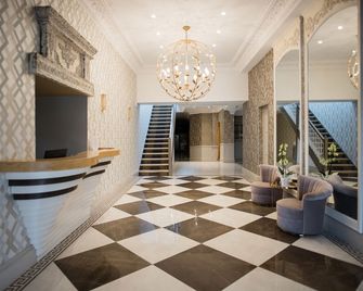 Guildford Manor Hotel & Spa - Guildford - Hallway