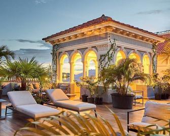 Amazing Location With Pool And Rooftop A13 - Ciudad de Panamá - Patio
