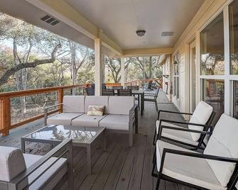 Close to Historic Georgetown, Family Friendly, Large Porch - Georgetown - Balcony