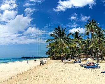 Pine Court Malindi - Malindi - Playa