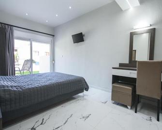 Vicky Rooms - Nea Poteidaia - Ložnice