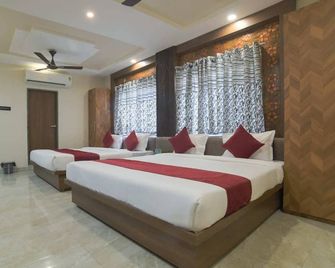 Shivashish Resort and Marriage Garden - Indore - Slaapkamer