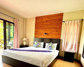 Phureenun Resort - Pak Chong - Bedroom