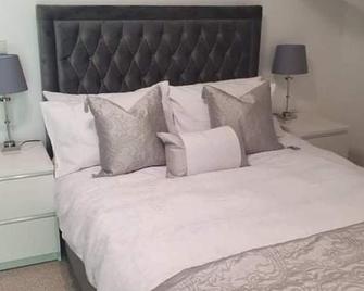 Coille Darach B&B - Acharacle - Bedroom