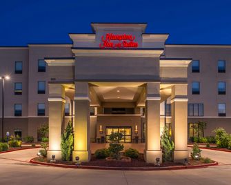 Hampton Inn & Suites Big Spring - Big Spring - Rakennus