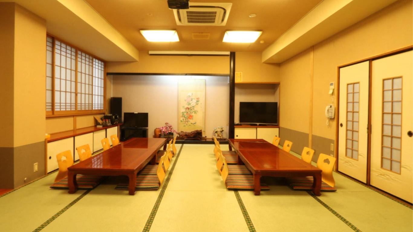 割烹ホテル いのもと本館