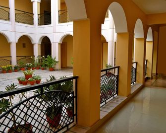 Hotel Buddha - Benarés - Balcón