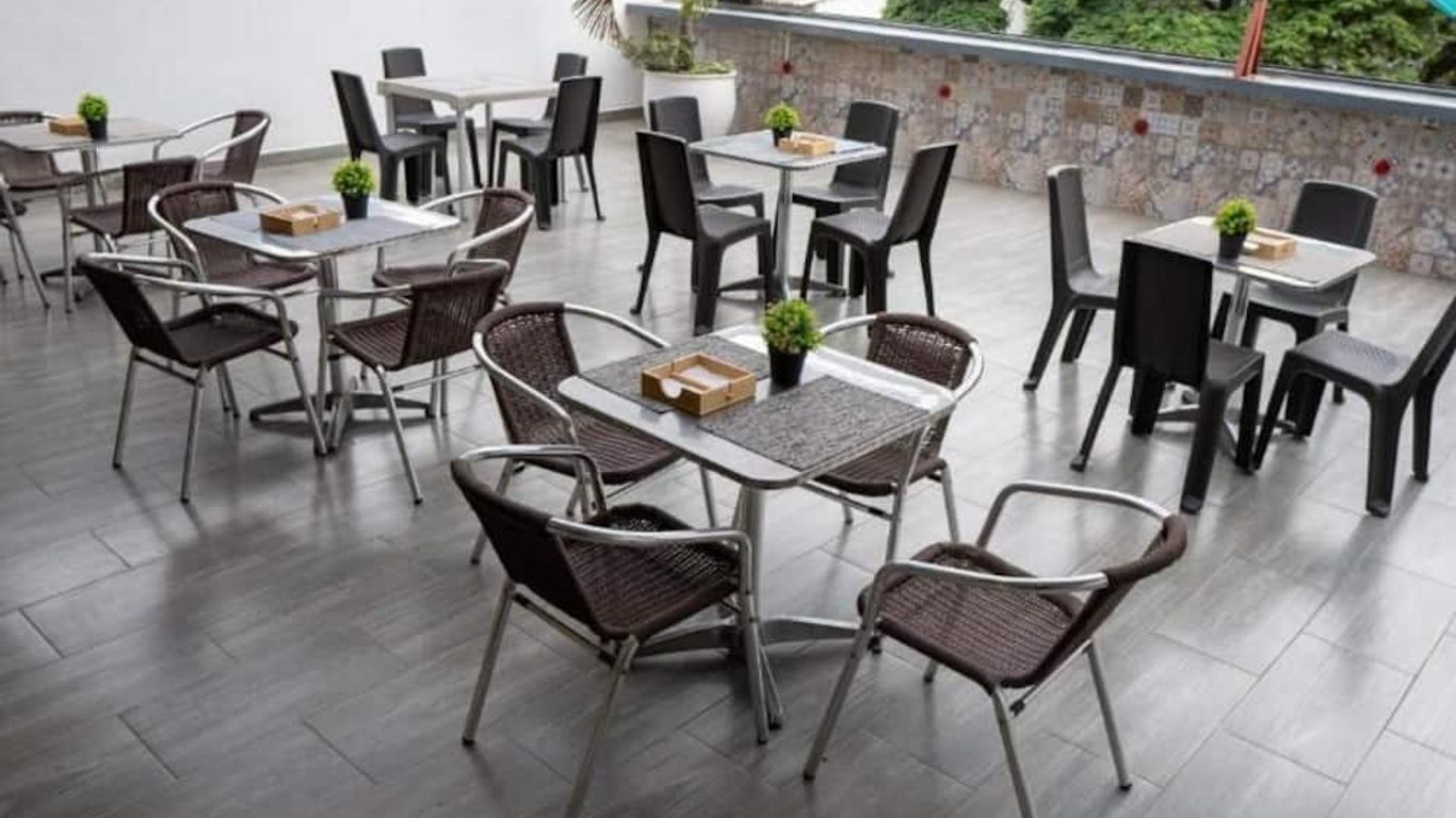 Basic Hotel Chipichape by Hoteles MS