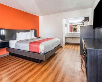 موتل 6 فلورنس, ساوث كاليفورنيا - فلورنس - غرفة نوم