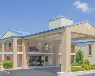 Days Inn & Suites by Wyndham Pine Bluff - Pine Bluff - Gebäude