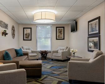 Holiday Inn Express Tallahassee - I-10 E By IHG - טאלהאסי - בניין