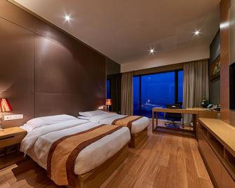 HeeFun Apartment GZ -Poly World Trading Center-walking distance to Canton Fair - Guangzhou - Bedroom