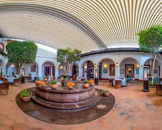 Best Western Plus Posada de Don Vasco - פצקוארו - מסעדה