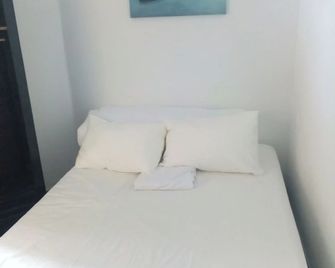 hôtel le Celtic Montluçon - Montluçon - Chambre
