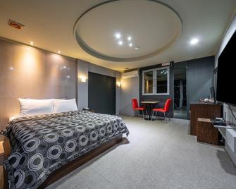 Cheonan California - Cheonan - Habitación