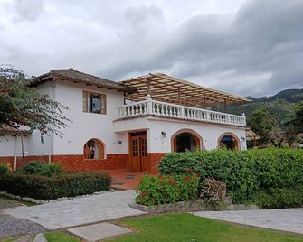 Tambointi Hostería - Otavalo - Edificio