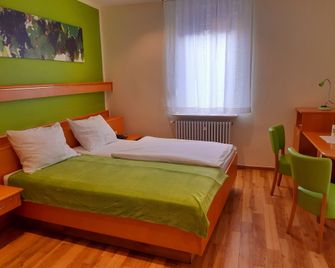 Hotel-Gasthof Zum Freigericht - Alzenau in Unterfranken - Slaapkamer