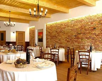 Agriturismo Le Giarine - Sagrado - Restaurant