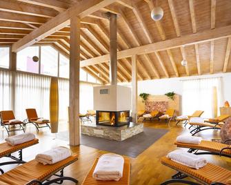 Bio- Und Wellnesshotel Alpenblick - Hochenschwand - Sala de estar