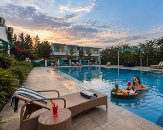 Vedikant Resorts The Mallard Corbett - Nainital - Piscine