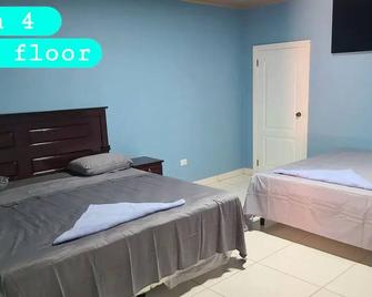 Family Home 8 bedrooms 7 bathrooms in El Transito - San Miguel - Bedroom
