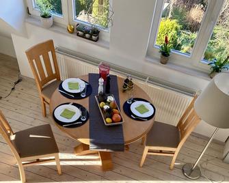 Blick ins Ruhrgebiet - Bochum - Dining room