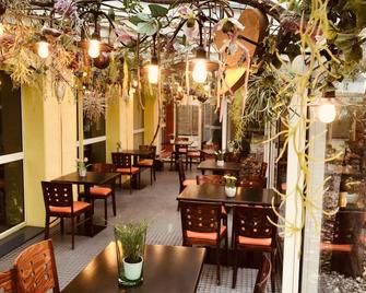 Hotel Arc-En-Ciel Colmar Contact Hotel - Colmar - Ristorante