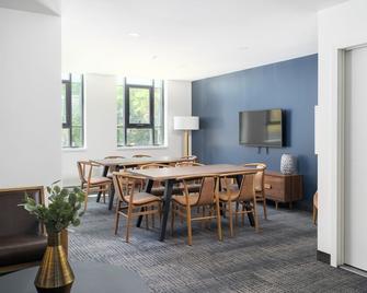 Sonder Le Guerin - Montreal - Dining room