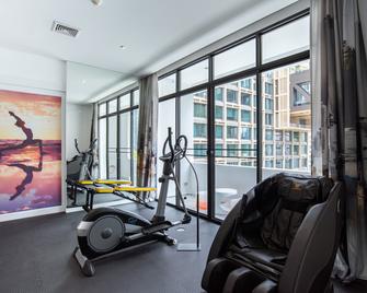 Benviar Tonson Residence - Bangkok - Gym