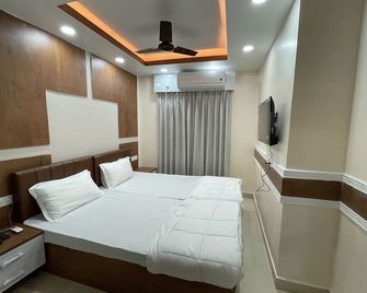 Hotel Nandan Inn - Gaya - חדר שינה