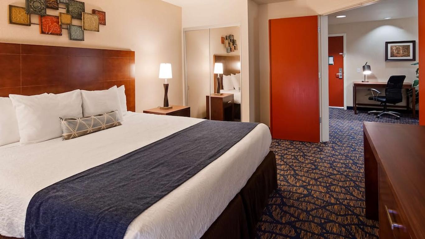 Best Western Plus Villa Del Lago Inn Patterson