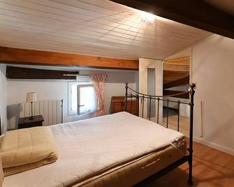 Les Vents de Gironde - Maison en pierre piscine - Chenac-Saint-Seurin-d'Uzet - Schlafzimmer