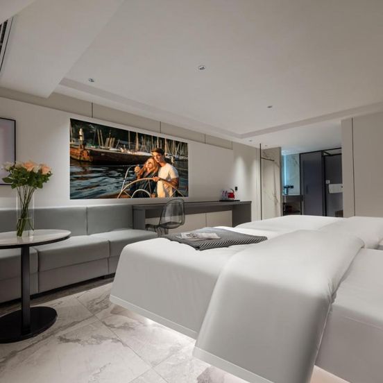 重庆max范思酒店解放碑来福士店chongqing Max Van Hotel Jiefangbei Raffles image 1