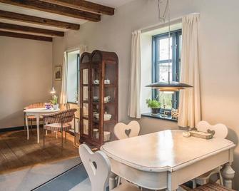 Gorgeous home in Vordingborg with WiFi - Vordingborg - Dining room