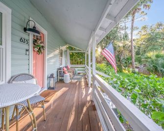 Casa Madeore Luxury Bungalow - St. Augustine - Balcony