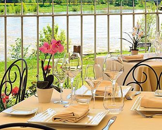 Le Relais Louis XI - เมิงซูร์ลัวร์ - ร้านอาหาร