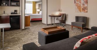 SpringHill Suites by Marriott Portland Airport - Portland - Wohnzimmer